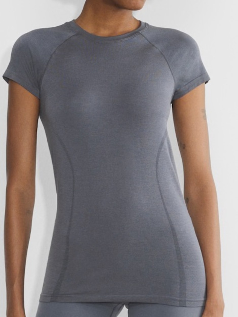 Aritzia Golden BodyLite Laps Tee Size L Vintage Navy